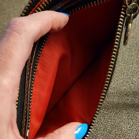 Coach Black and Brown Clutch - Picture 4 of 7